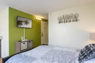 Photo #3: 202605907 Listing 