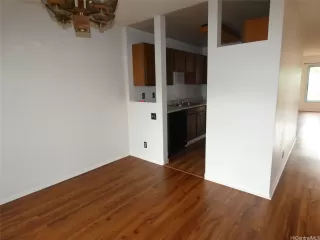 Photo #2: 202605912 Listing 