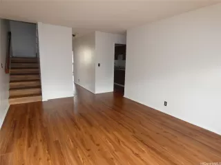 Photo #4: 202605912 Listing 