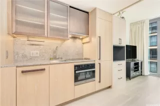 Photo #3: 202605918 Listing 