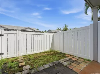 Photo #4: 202605933 Listing 