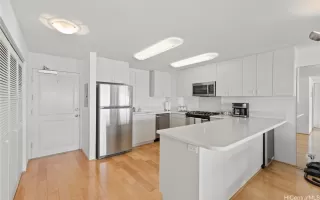 Photo #6: 202605934 Listing 