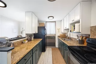 Photo #3: 202605937 Listing 