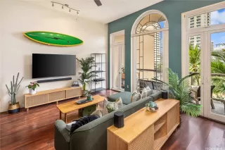 Photo #2: 202605941 Listing 