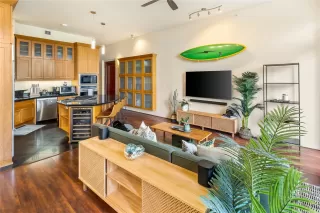 Photo #3: 202605941 Listing 