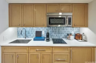 Photo #2: 202605944 Listing 