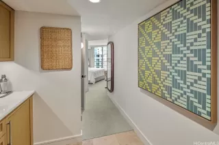 Photo #3: 202605944 Listing 