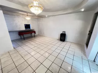Photo #3: 202605950 Listing 