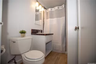 Photo #6: 202605952 Listing 