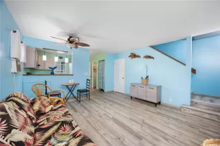 Photo #4: 202605955 Listing 