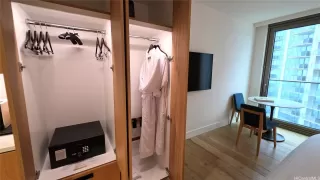 Photo #5: 202605956 Listing 