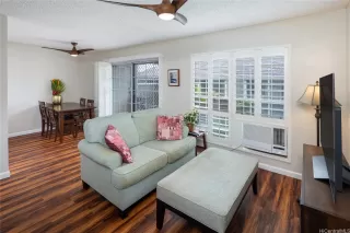 Photo #6: 202605966 Listing 