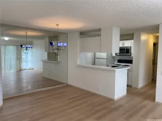 Photo #3: 202605969 Listing 