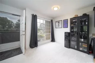 Photo #2: 202605976 Listing 