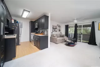 Photo #5: 202605976 Listing 