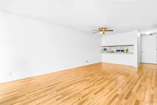 Photo #3: 202605977 Listing 