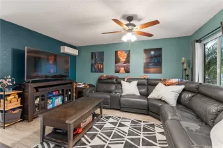 Photo #2: 202605979 Listing 