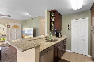 Photo #4: 202605992 Listing 