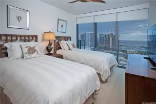 Photo #6: 202606033 Listing 