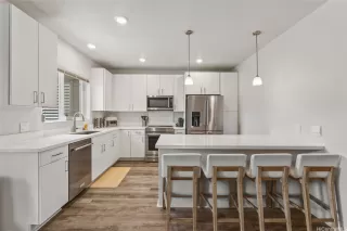 Photo #4: 202606038 Listing 