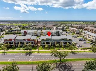 Photo #3: 202606077 Listing 