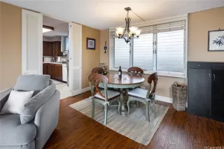 Photo #4: 202606093 Listing 