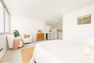 Photo #5: 202606095 Listing 