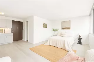 Photo #6: 202606095 Listing 