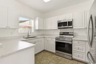 Photo #6: 202606113 Listing 