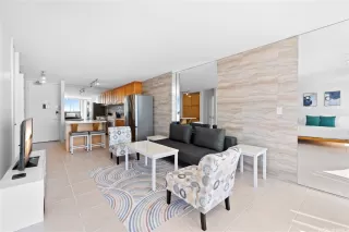 Photo #5: 202606117 Listing 