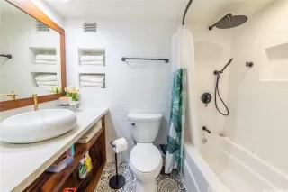 Photo #4: 202606132 Listing 