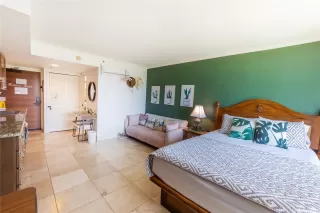 Photo #5: 202606132 Listing 