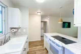 Photo #5: 202606144 Listing 