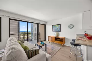 Photo #6: 202606182 Listing 