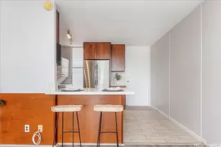 Photo #6: 202606226 Listing 