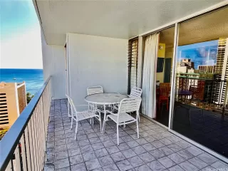 Photo #5: 202606257 Listing 