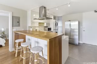 Photo #4: 202606265 Listing 