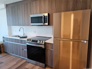 Photo #2: 202606281 Listing 