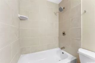 Photo #3: 202606283 Listing 