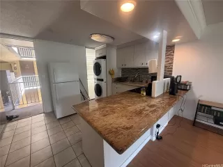 Photo #2: 202606293 Listing 