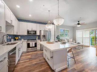 Photo #3: 202606295 Listing 