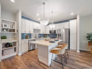 Photo #6: 202606295 Listing 