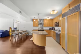 Photo #6: 202606348 Listing 