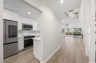 Photo #2: 202606349 Listing 