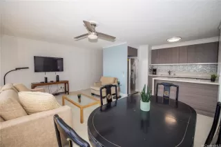 Photo #3: 202606356 Listing 