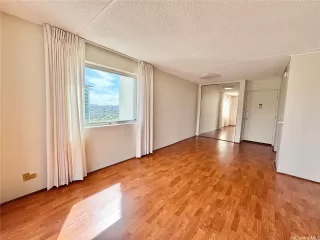 Photo #3: 202606370 Listing 