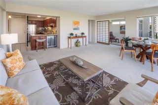 Photo #3: 202606373 Listing 