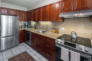 Photo #5: 202606373 Listing 