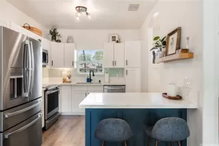 Photo #3: 202606374 Listing 