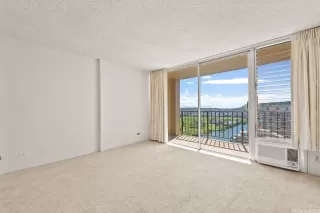 Photo #5: 202606415 Listing 